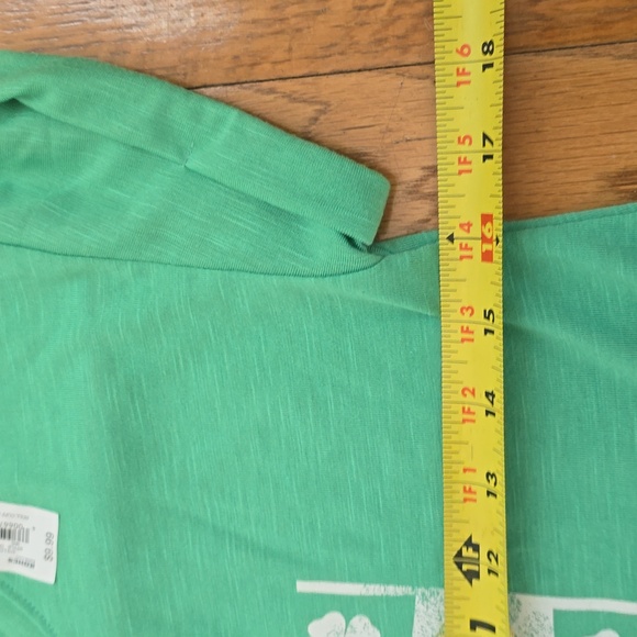 SO BRAND GIRL'S GREEN ST. PATRICKS DAY "HAVE A LUCKY DAY" TEE SIZE LARGE - Picture 8 of 9